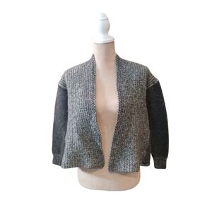 Gap 100% Lamb Wool Women's Knit Cardigan Sweater XS Grey Speckled Long Sleeve